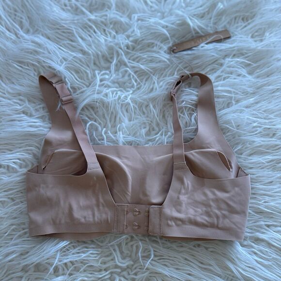 Skims Naked Scoop Bra Clay Size Small - Picture 5 of 9